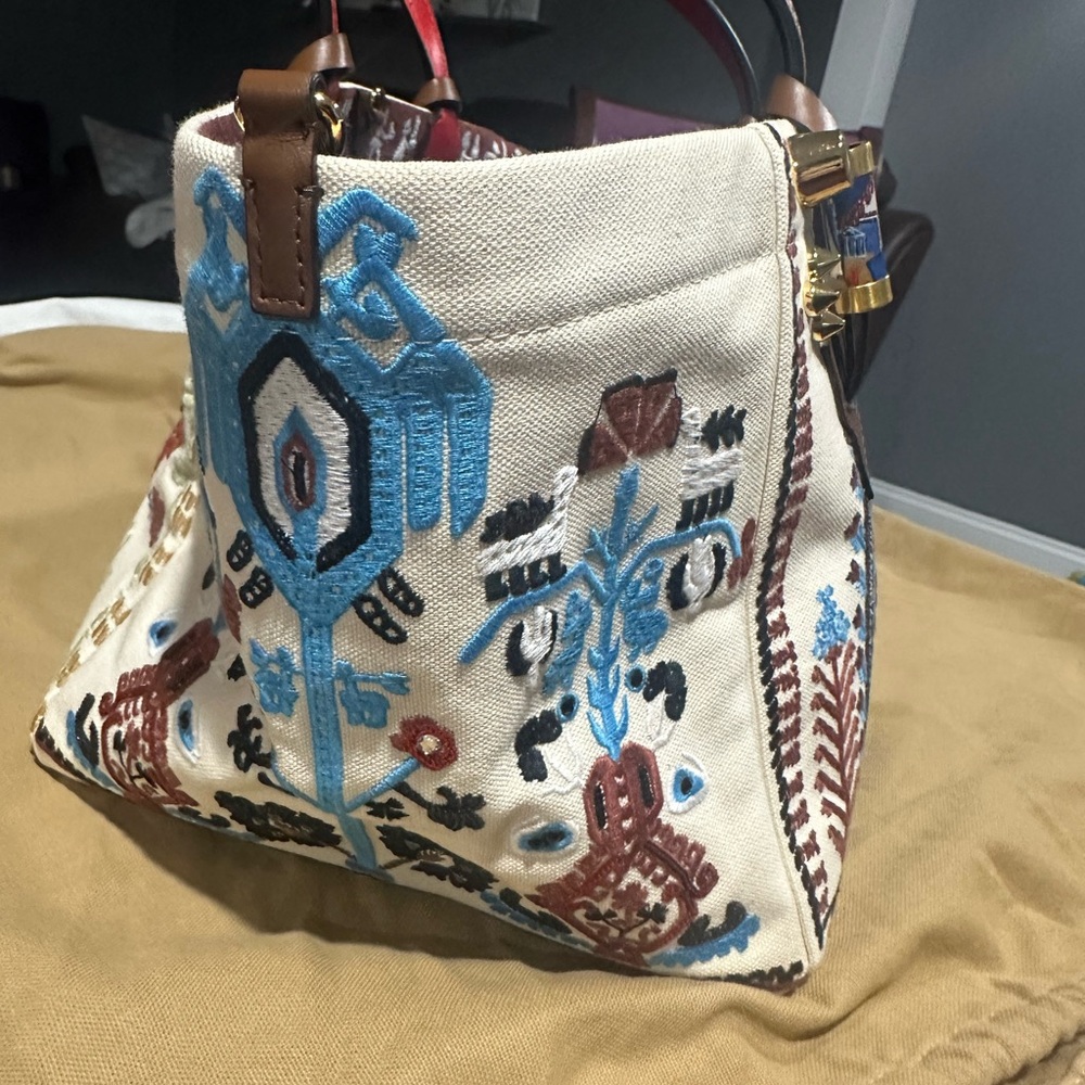 Christian Louboutin Embroidered Tote - Picture 3 of 8